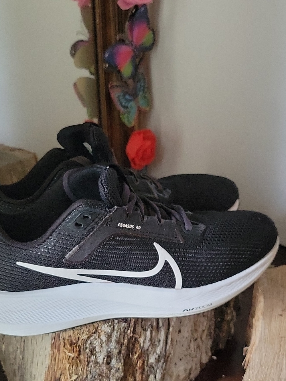 Nike Air Zoom Pegasus 40 Black White Womens 8 Running Shoes Sneaker DV3854-001